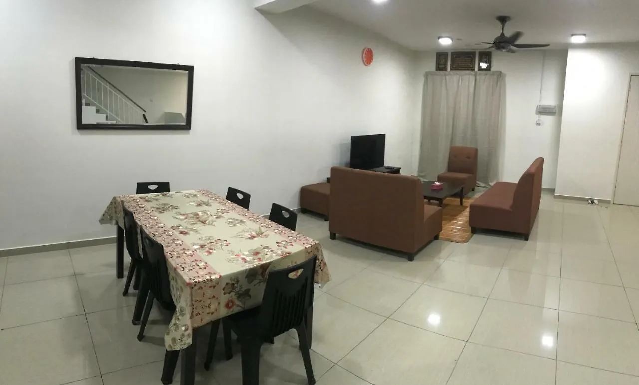 Holiday home Tuah Homestay Damai Malacca